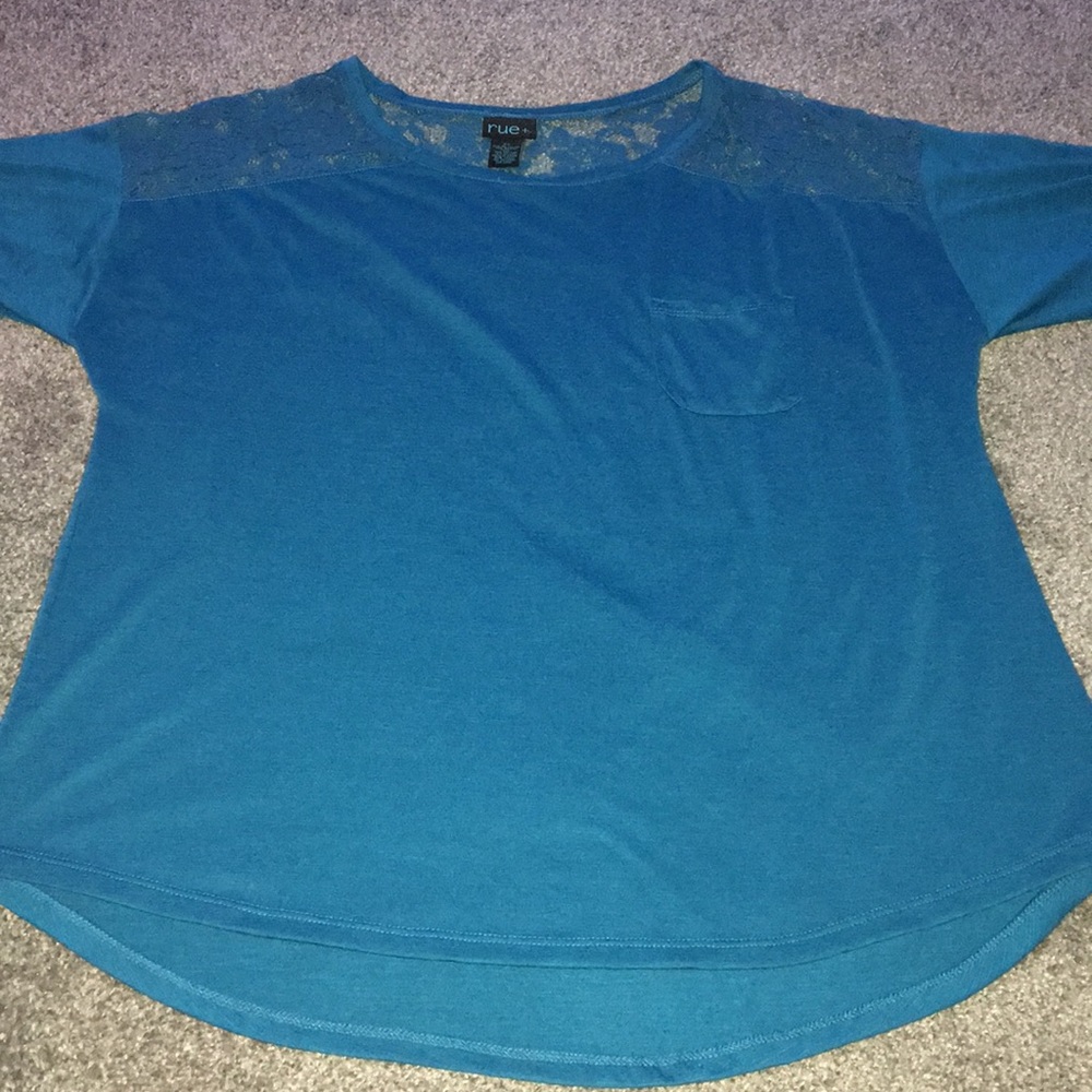 A Shirt ‼️Check Description‼️